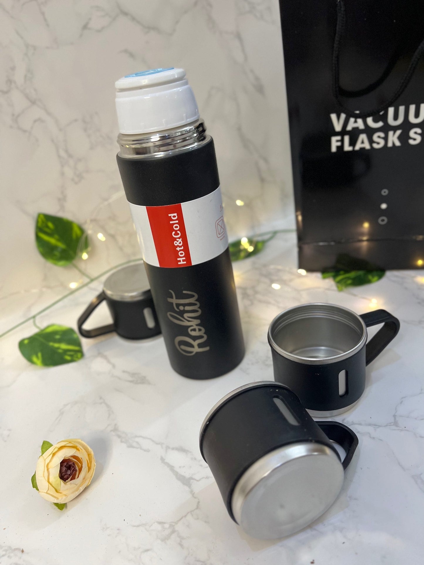 Vacuum flask + mug set