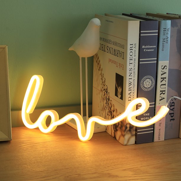 Quirky Love Neon Sign Wall Hanging Light | Battery & USB Operated