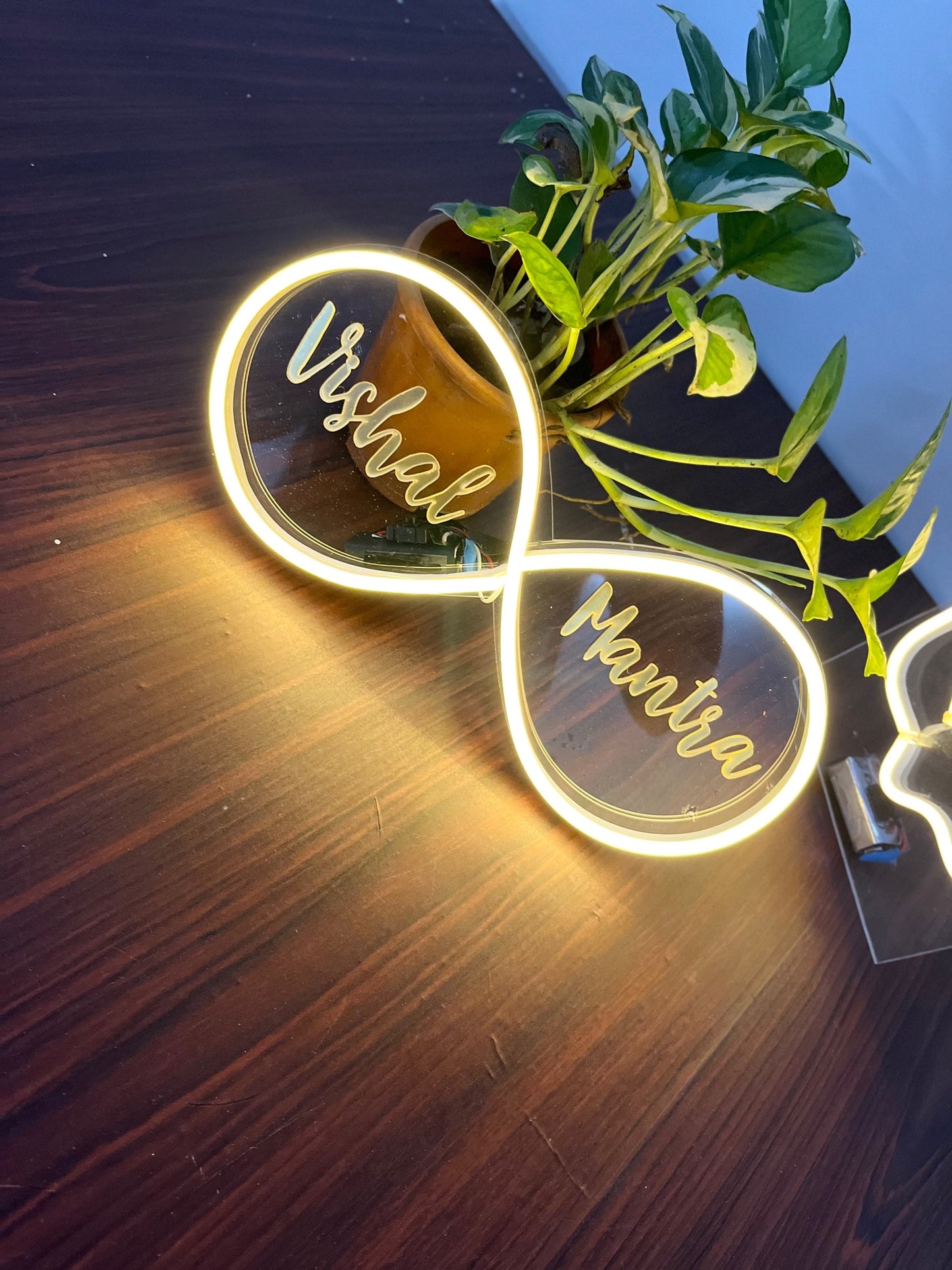 Neon infinity lit lamp