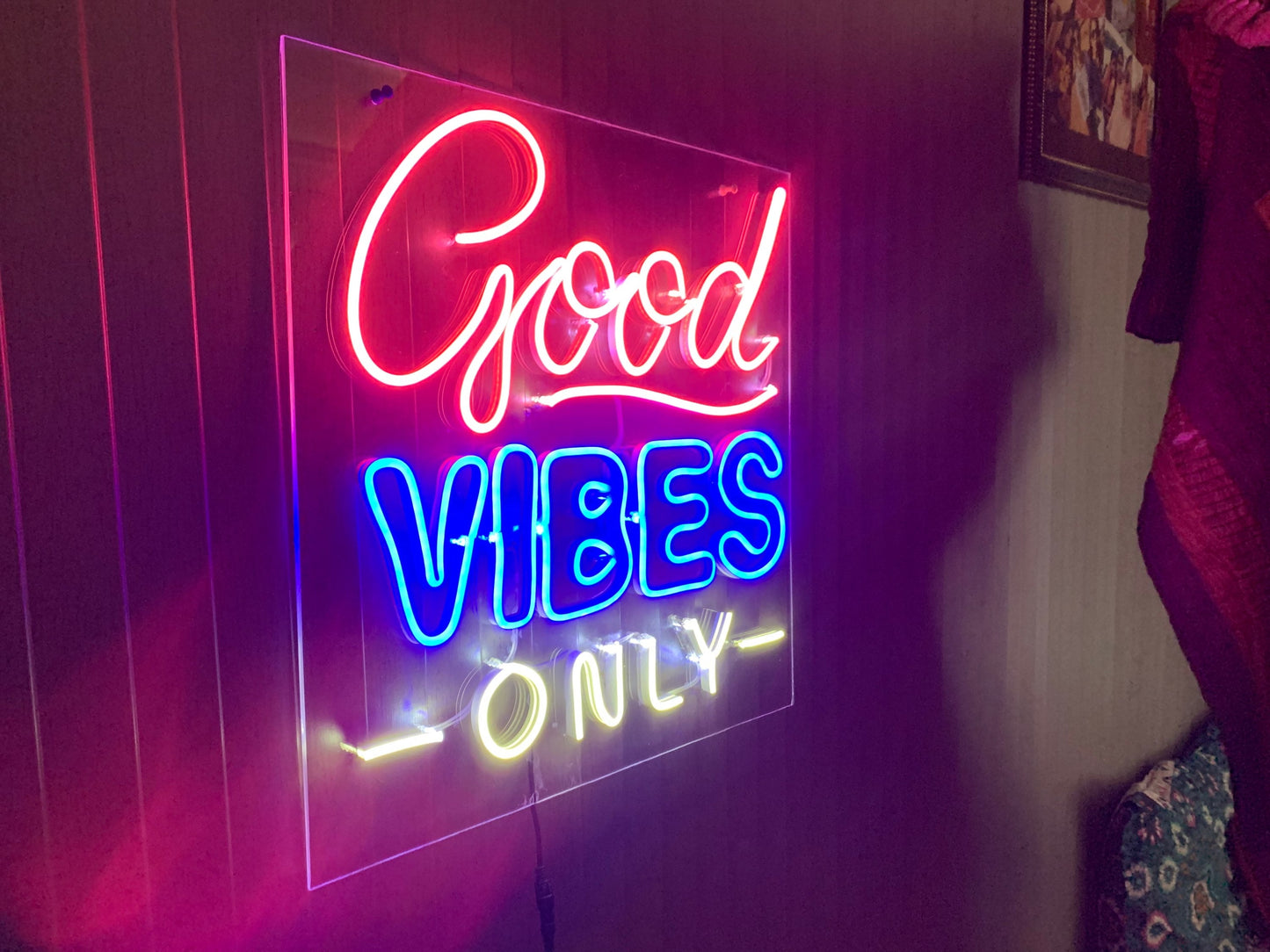 Good Vibes Only Neon