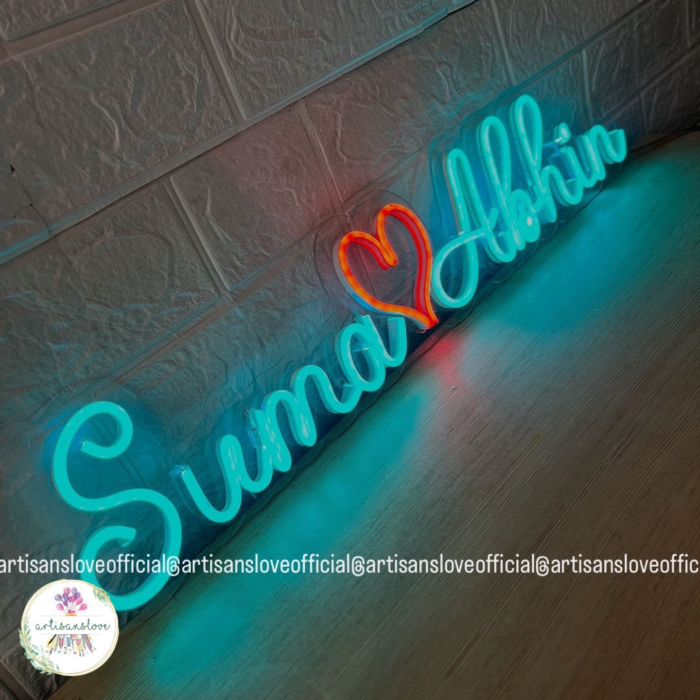 Couple Neon with heart